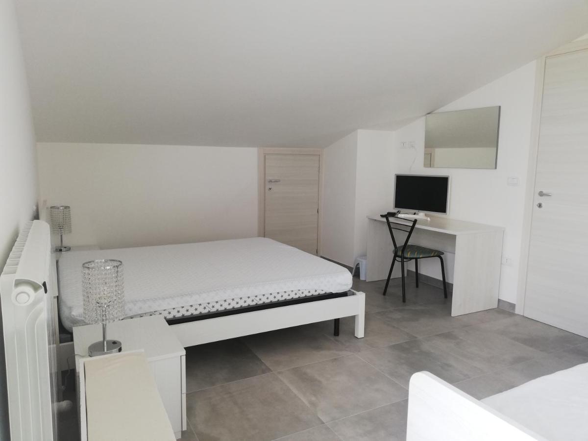 Appartement Attico Fronte Mare à Martinsicuro Extérieur photo