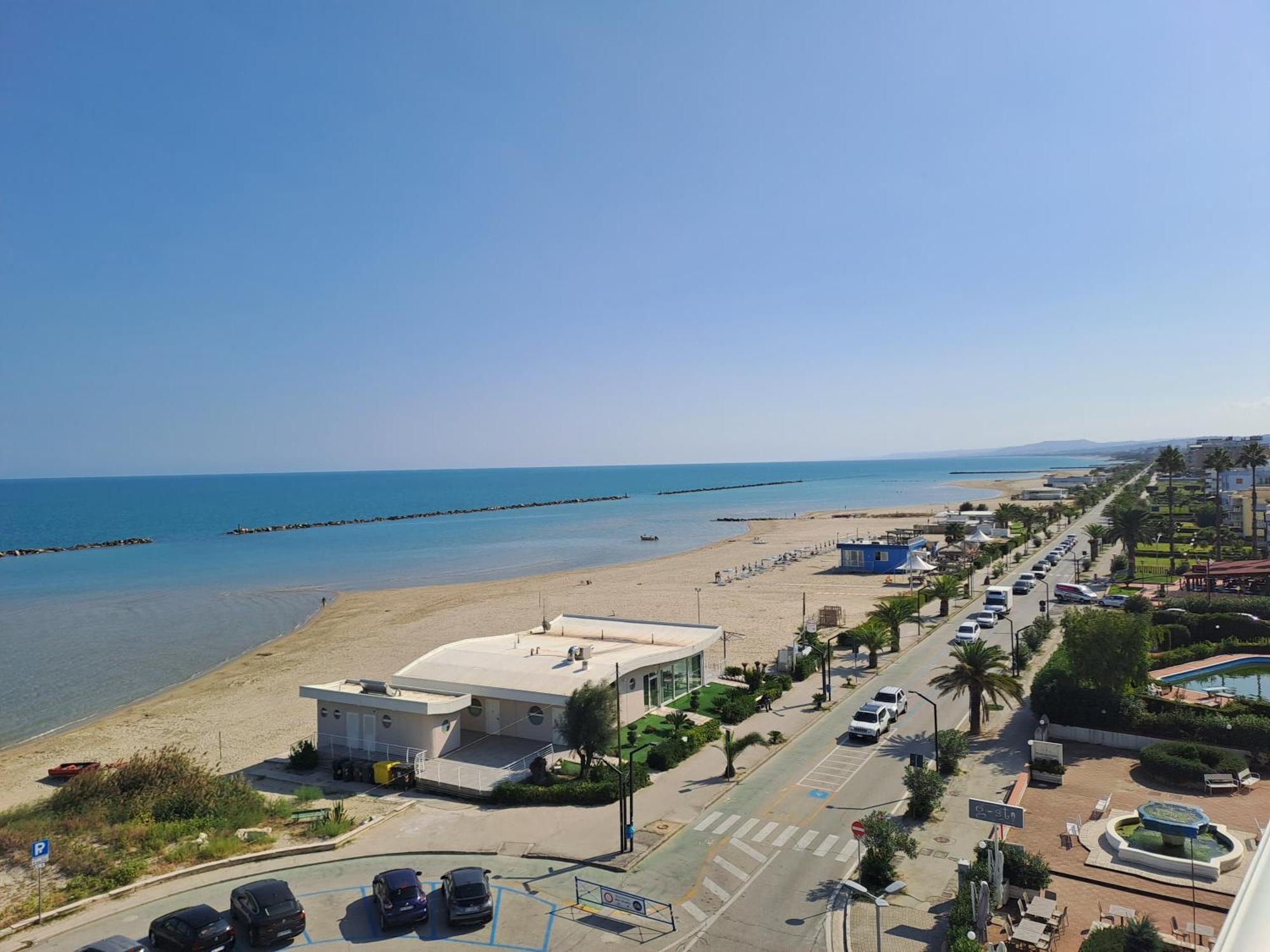 Appartement Attico Fronte Mare à Martinsicuro Extérieur photo